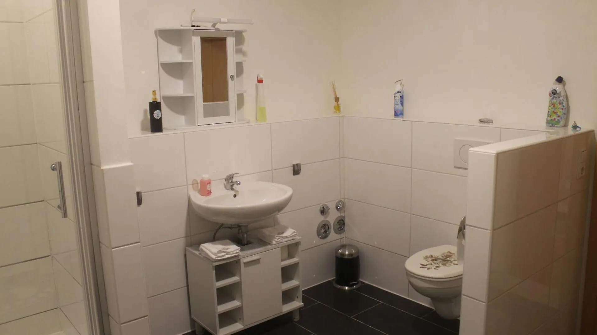 Leocata-Sangiorgio Apartment Neckartailfingen