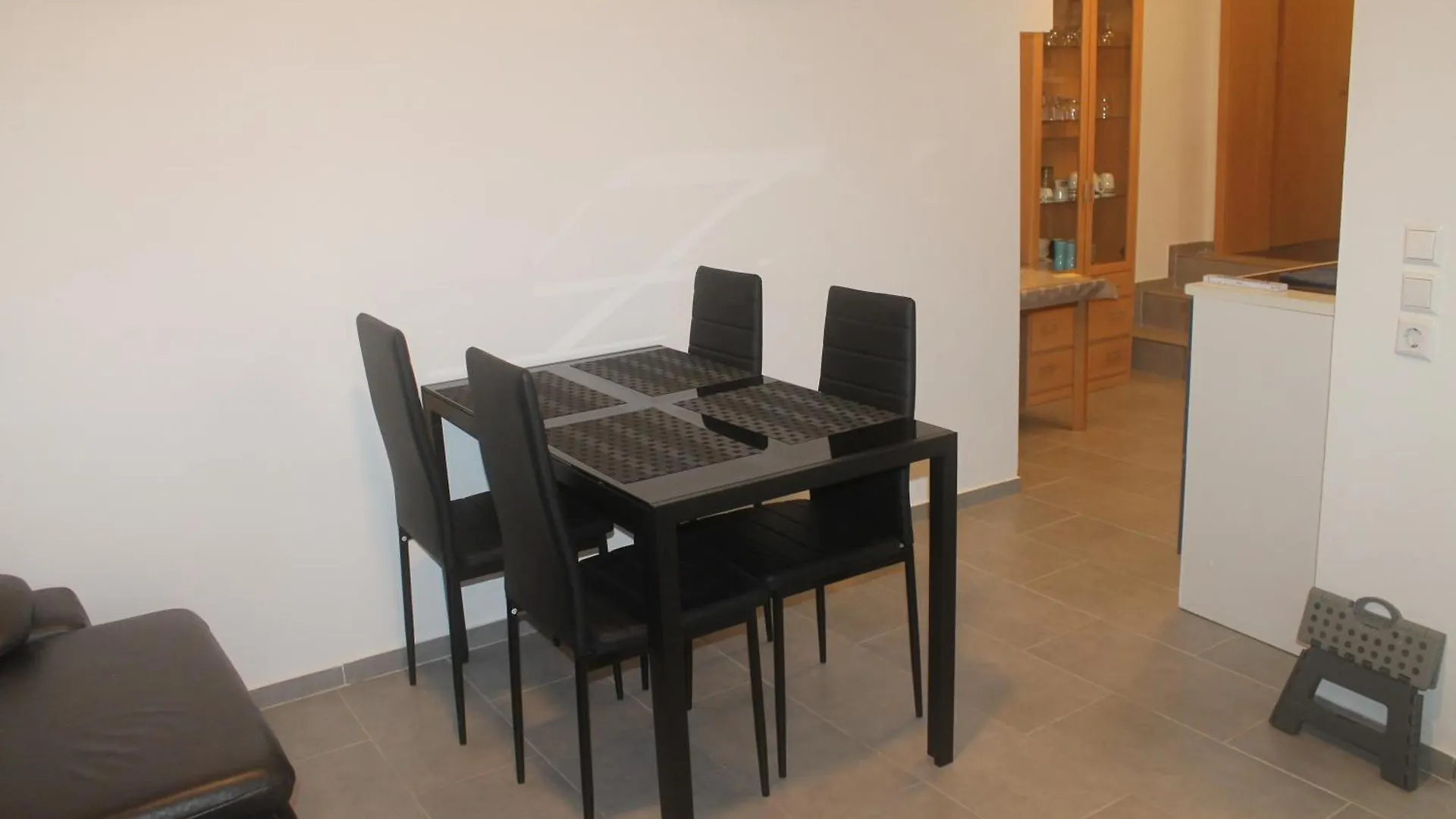 Leocata-Sangiorgio Apartment Neckartailfingen