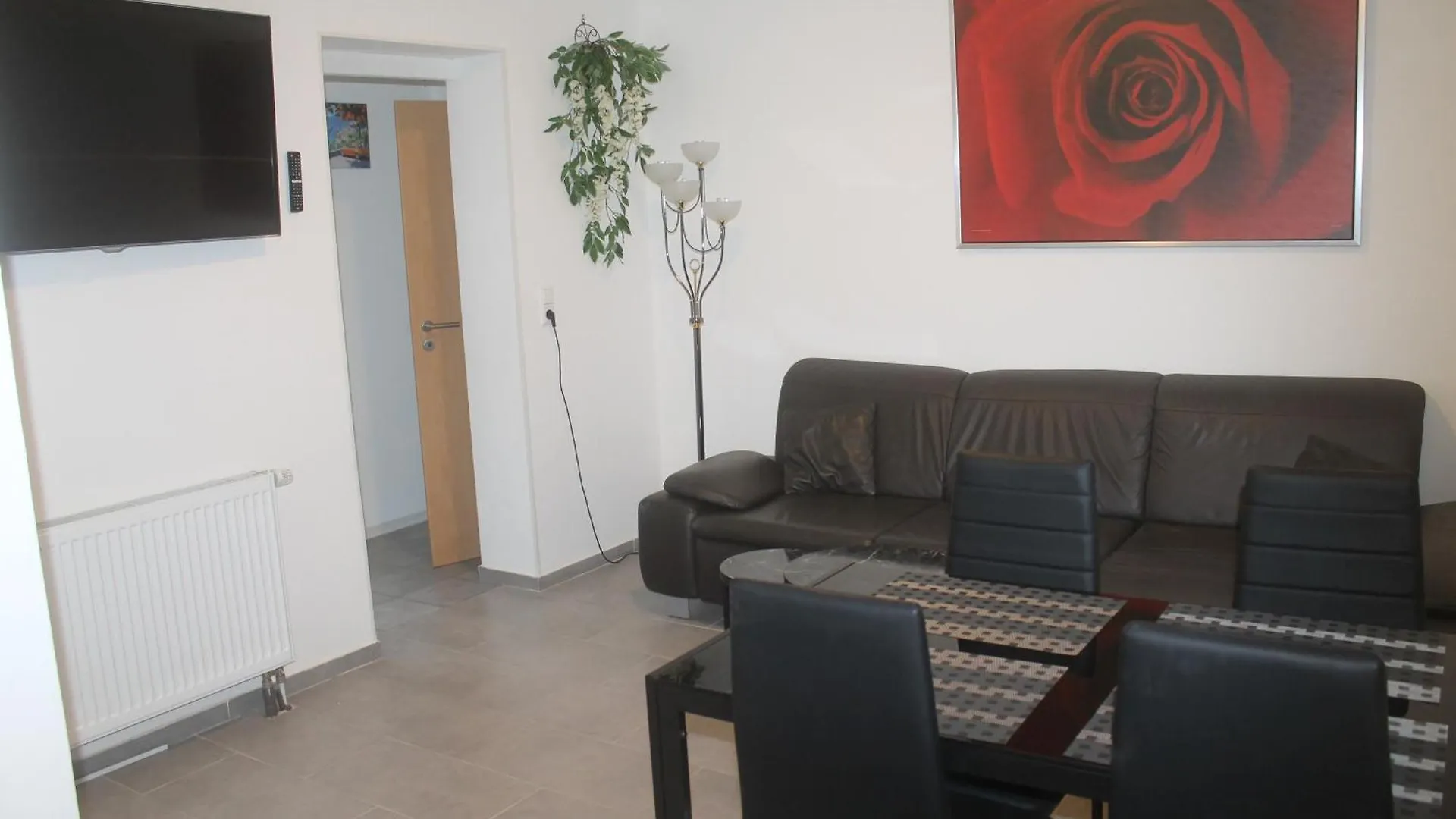 Leocata-Sangiorgio Apartment Neckartailfingen Germany